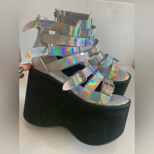 Brand new DollsKill holographic platforms😍🌈❤️💛💚💙💜💕 Only worn once!